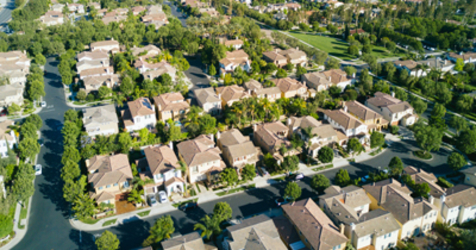 Go Big or Go Home: The Benefits of CommScope® OM4 Deep Lid Nodes 